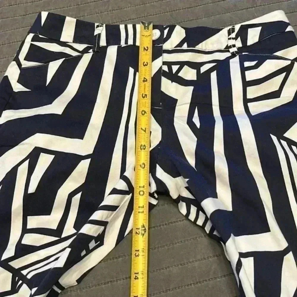 New York & Company Navy and White Abstract Print Cropped Pants Capris Size 6 - Picture 5 of 8